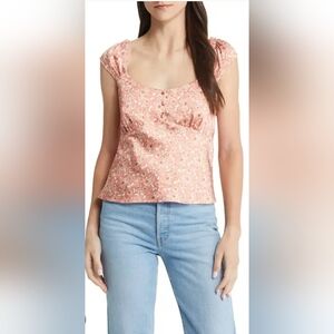 Treadure And Bond Cap Sleeve Floral Top